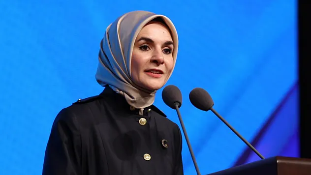 Bakan Göktaş Yeni Sosyal Medya Düzenlemesini Duyurdu!