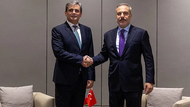 Bakan Hakan Fidan, Karadağlı Mevkidaşıyla İstanbul'da Görüştü: Türkiye Dostluğu Güçlendirmekte Kararlı