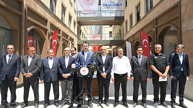 Bakan Kurum'dan muhalefete sert eleştiri!