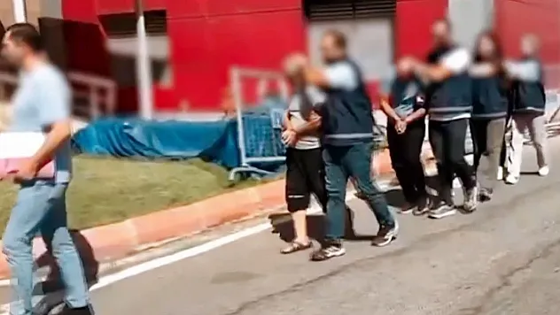 Başkentte Masaj Salonunda Kurulan Tuzakla Taciz Çetesi Çökertildi