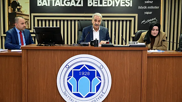 Battalgazi'de Geleceğin Bütçesi Şekilleniyor! Meclis Salonu'nda Kritik Oturum