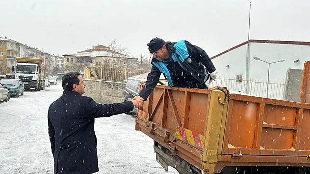 Battalgazi'de Karla Kaplı 104 Mahallede Çalışma