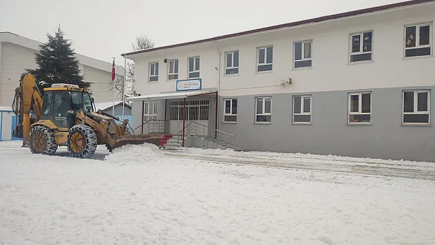 Battalgazi'de Okullar için Kar Mesaisi!