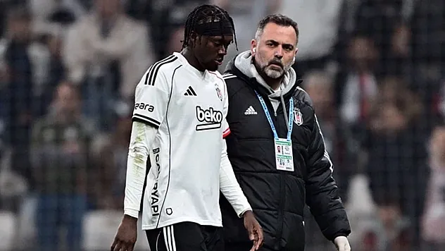 Beşiktaş'ta Tammy Abraham Maçı Yarıda Bırakmak Zorunda Kaldı
