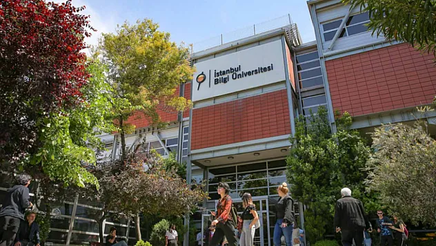 Bilgi Üniversitesinin Faaliyet İzni Kaldırıldı! Binlerce Öğrenci İçin Yeni Süreç Başladı