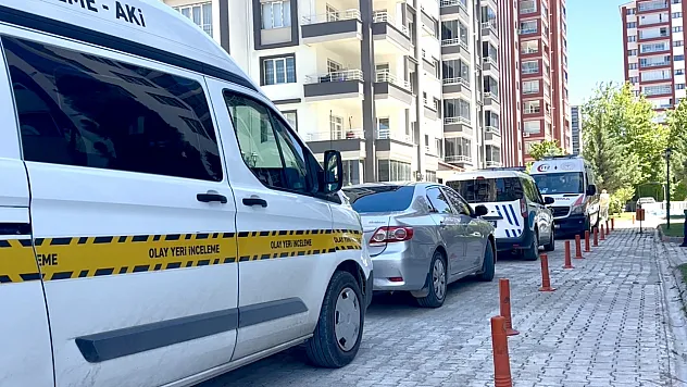 Bostanbaşı'nda 44 Yaşındaki Şahıs Evinde Ölü Bulundu