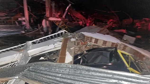 Brezilya'nın Parana Eyaletinde Kasırga Felaketi: Çok Sayıda Ölü ve Yaralı Var