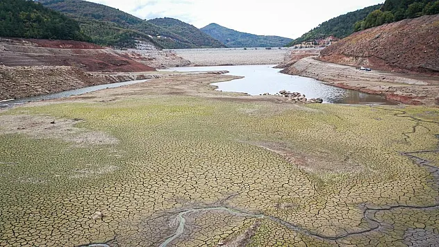 Bursa Alarm Veriyor! Nilüfer ve Doğancı Barajları Kurudu, Kentte Su Krizi Kapıda