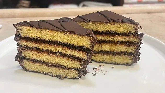 Bursa'da Asırlık Lezzet 'Marşal' Pastası Davalık Oldu