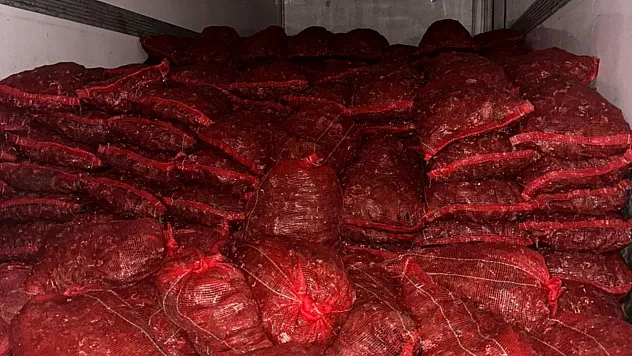 Bursa ve Balıkesir'de Kaçakçılara Darbe! Tam 10 Ton Ele Geçirildi