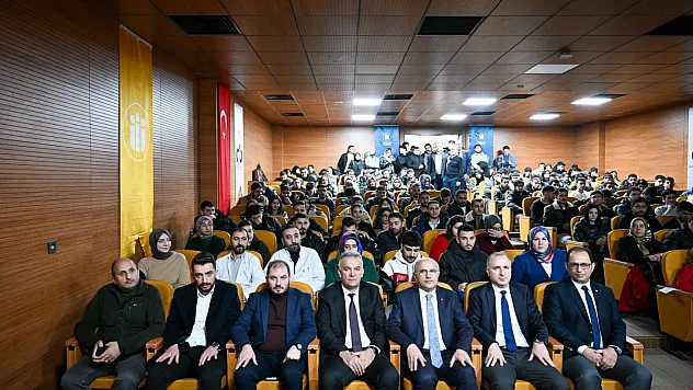 Büyükşehir Belediye Başkanı Sami Er Öğrencilerle Buluştu