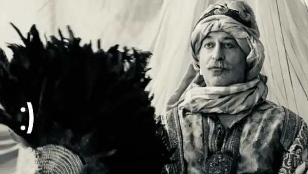 Cem Yılmaz 1926 Arşivinden Çıktı! Fas Sultanı Ziyaretindeki Şaşırtan Benzerlik