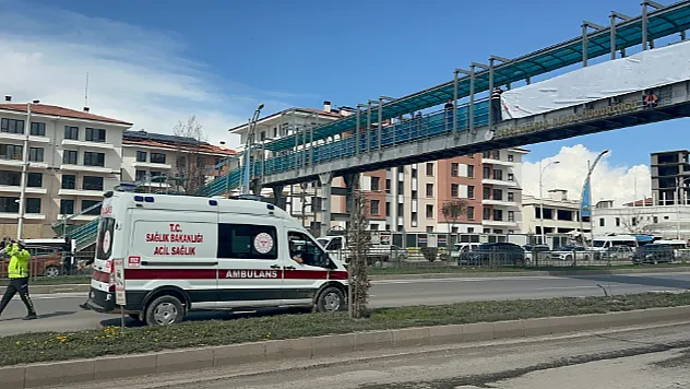 Çevreyolu ve Beylerderesi'nde Ekipler İntihar Girişiminde Bulunan İki Kişiyi İkna Etti!