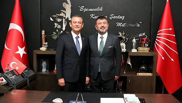 CHP Malatya Milletvekili Ağbaba Hem Dijitalde Hem Sahada Listeleri Zorladı!