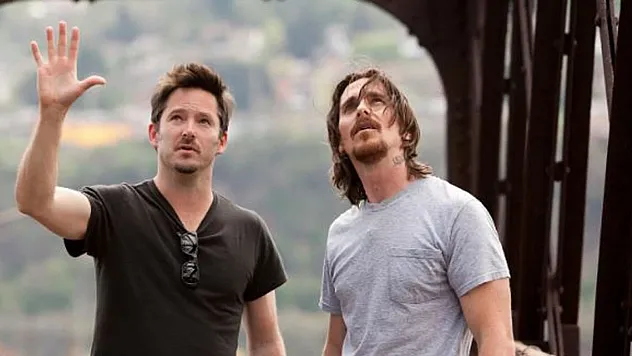 Christian Bale ve Scott Cooper İş Birliği Yeni Bir Psikolojik Gerilimle Netflix Ekranlarına Taşınıyor