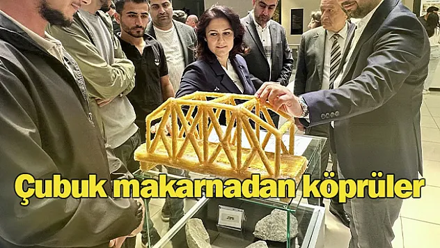 Çubuk makarnadan yapılan köprüler yarıştı