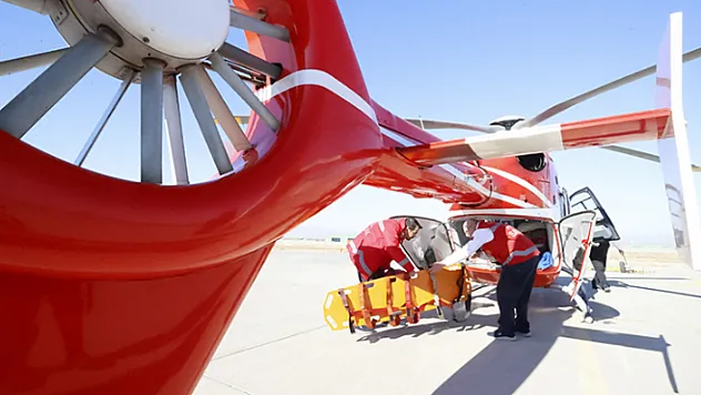 Dakikalarla Yarışan Sağlık Ekibi Görev Başında!