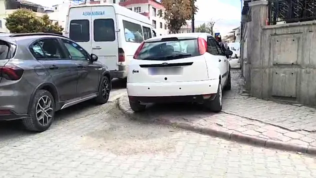 Denetim ve Düzensizlik, Malatya'da Kaldırımlara Park Tepki Topluyor