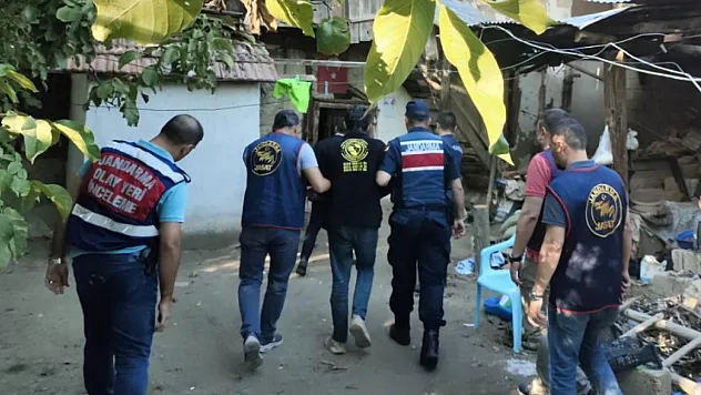 Denizli'de Aile İçi Şiddet Cinayetle Sonuçlandı: Babaannesini Tüple Öldüren Torun Tutuklandı