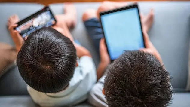 Dijital Bağımlılık Alarmı! Bağımlılık Küçük Yaşta Başlıyor