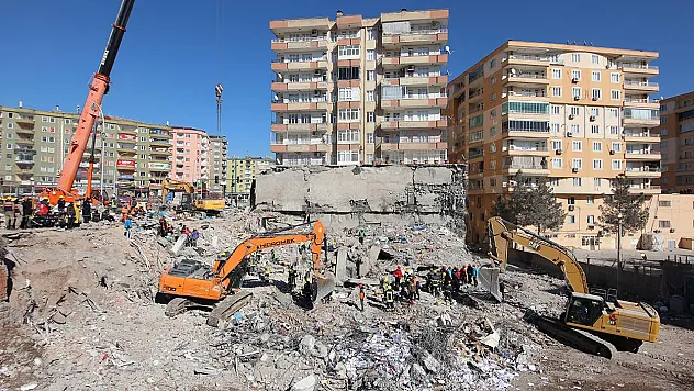 Diyarbakır'da 77 Canın Yitirildiği Serin-2 Apartmanı Dosyasına Yeni Rapor Girdi