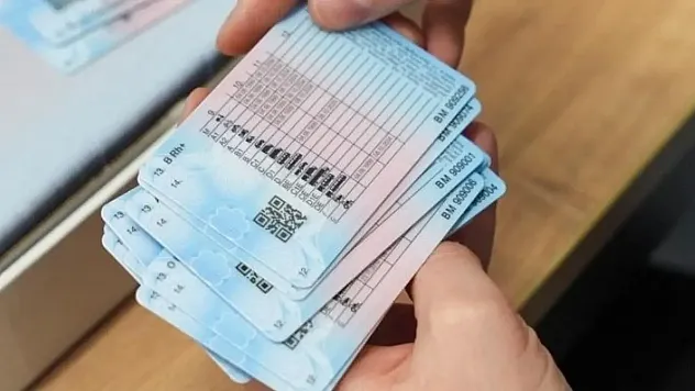 Ehliyet Yenilemede Yoğunluk: Son Bir Haftada 115 Bin Kişi Başvurdu, Süre 31 Ekim'de Doluyor