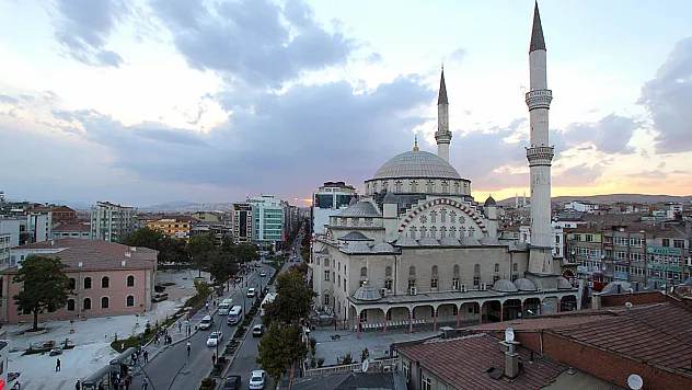 Elazığ'ın En Büyük İlçesi Hangisi?
