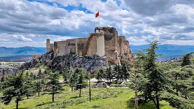 Elazığ'ın En Küçük İlçesi Hangisi?