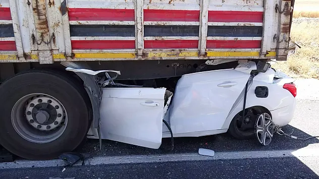 Erzurum'da Tırın Altına Giren Genç Sürücü Hayatını Kaybetti