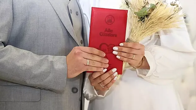 Evlilik Öncesi Psikososyal Denetim Geliyor: Çiftlere 'Evlilik Ehliyeti' Zorunlu Olacak
