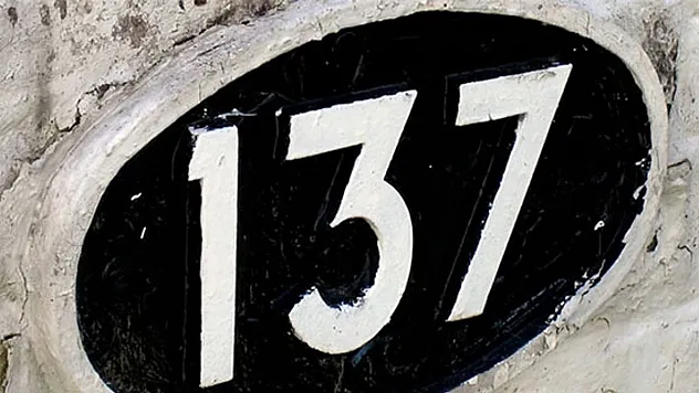 Evrenin Temel Şifresi Olarak Kabul Edilen 137 Sayısının Fizik Dünyasındaki Derin Gizemi