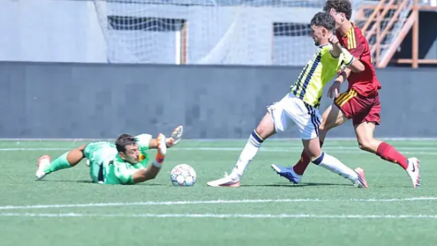 Fenerbahçe U19 2-0 Öne Geçti, Roma Karşısında Yıkıldı!