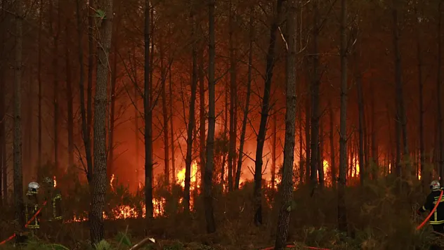 Fransa Alevlere Teslim Oluyor! 50 Vilayette Turuncu Alarm