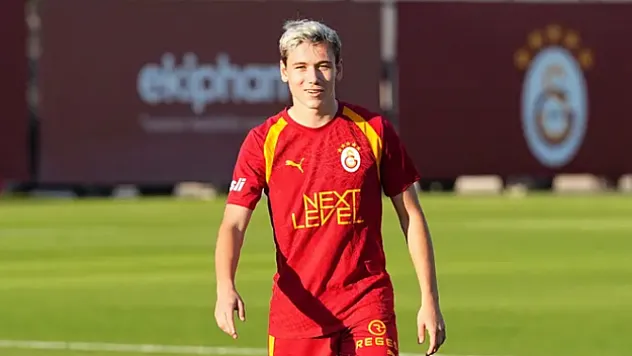 Galatasaray'ın Yeni Yıldızı Batrakov İlk İdmanına Çıktı!