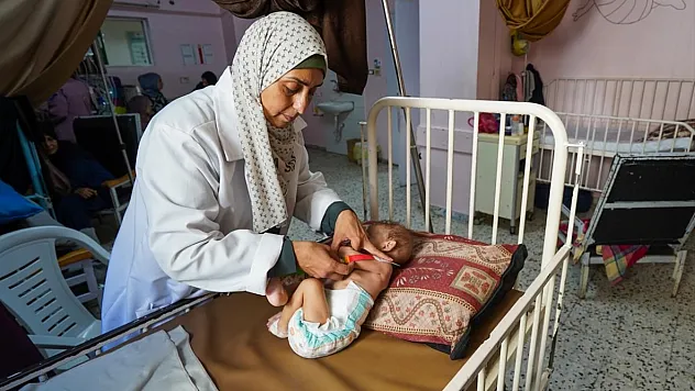 Gazze'de Çocuklar Arasında Hızla Yayılan Gizli Salgın Bölgeyi Tehdit Ediyor
