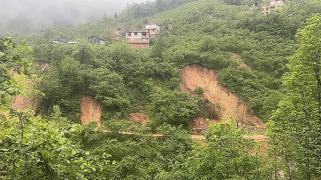 Giresun Bulancak'ta Heyelan Kabusu! Ekipler Seferber Oldu