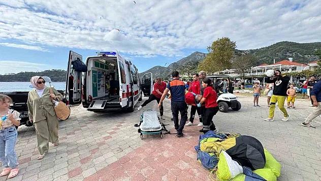 Gökyüzünde Korku Dolu Anlar: Fethiye'de Yamaç Paraşütü Çarpışması