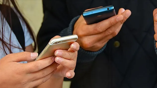 GSM Hatlarında Yeni Dönem Başlıyor: Çipli Kimlik Şartı ve Hat Sayısına Sınırlama Geliyor