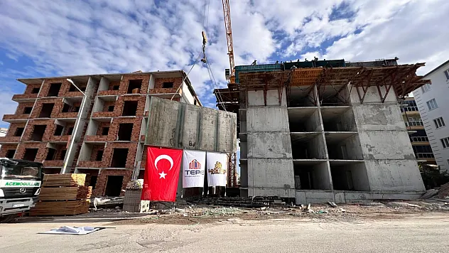 Güven Sitesi'nde Hayat Yeniden Kuruluyor