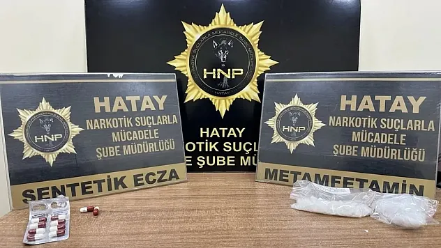 Hatay'da Zombi Dehşeti! Uyuşturucu Kullanan Genç Sokak Ortasında Dondu Kaldı