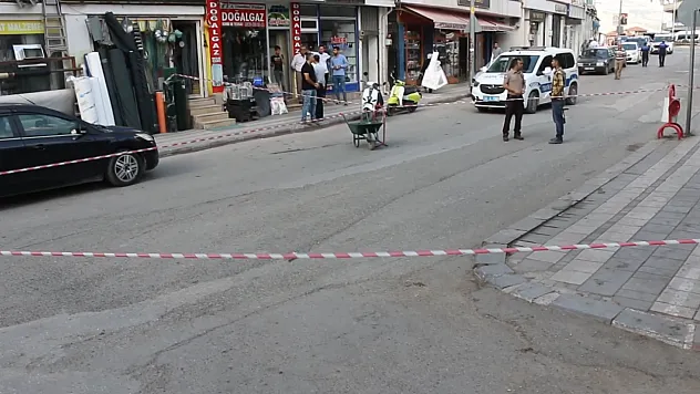 Hekimhan'da genç kadın çarşı ortasında öldürüldü!