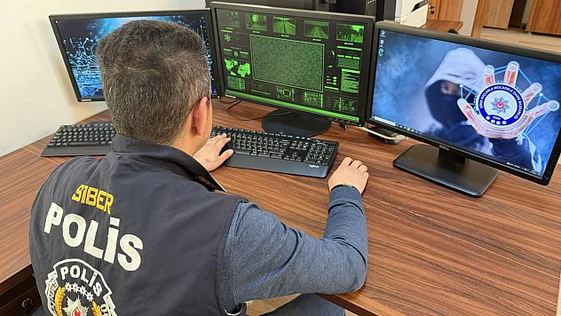 Hesabında Parası Olanlar Dikkat! Şifreleri Çalan Şebekeye Şafak Baskını