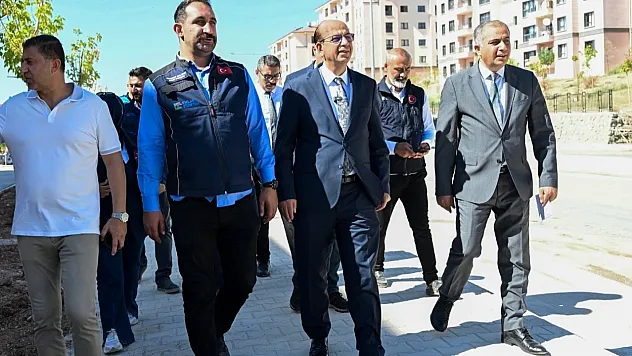 İkizce TOKİ'de Kapsamlı Temizlik Çalışması