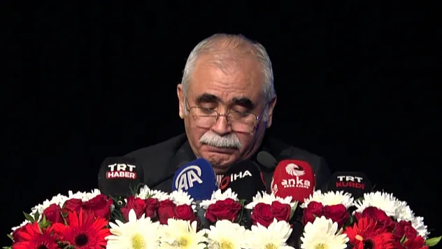 İnönü Üniversitesi'nde Gözyaşlarıyla Mesaj Verdi