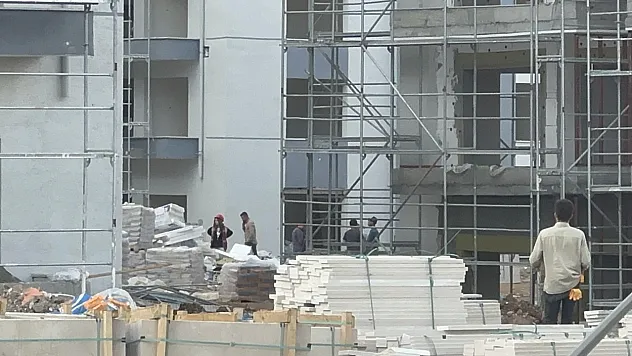 İnşaatta Güvenlik Alarmı: Malatya'da Bir İşçi Yaralandı