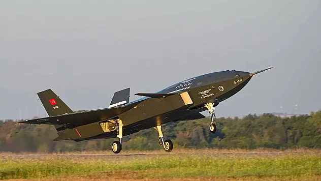 İnsansız savaş uçağı KIZILELMA'dan kritik adım