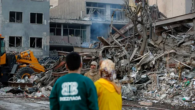 İran'da Can Kaybı Artıyor: ABD-İsrail Saldırılarında Bilanço Ağırlaşıyor!