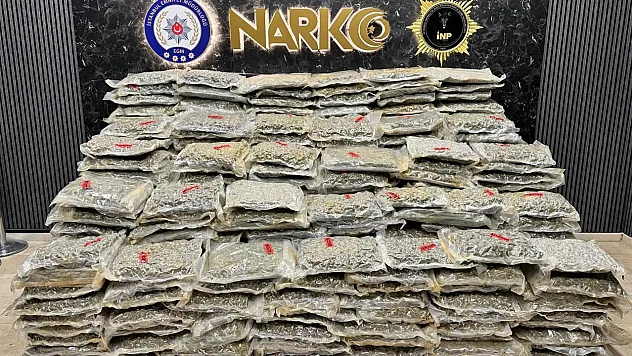İstanbul'da Operasyon: 527 Kilo Uyuşturucu Ele Geçirildi