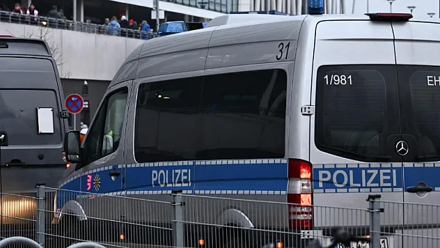 İsviçre'de Posta Otobüsünde Korkunç Yangın: 6 Ölü, 5 Yaralı!