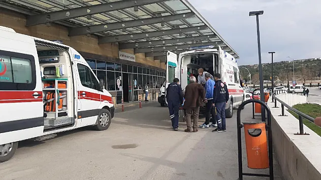 İzmir'de Fabrikada Patlama! 3'ü Ağır 7 Yaralı